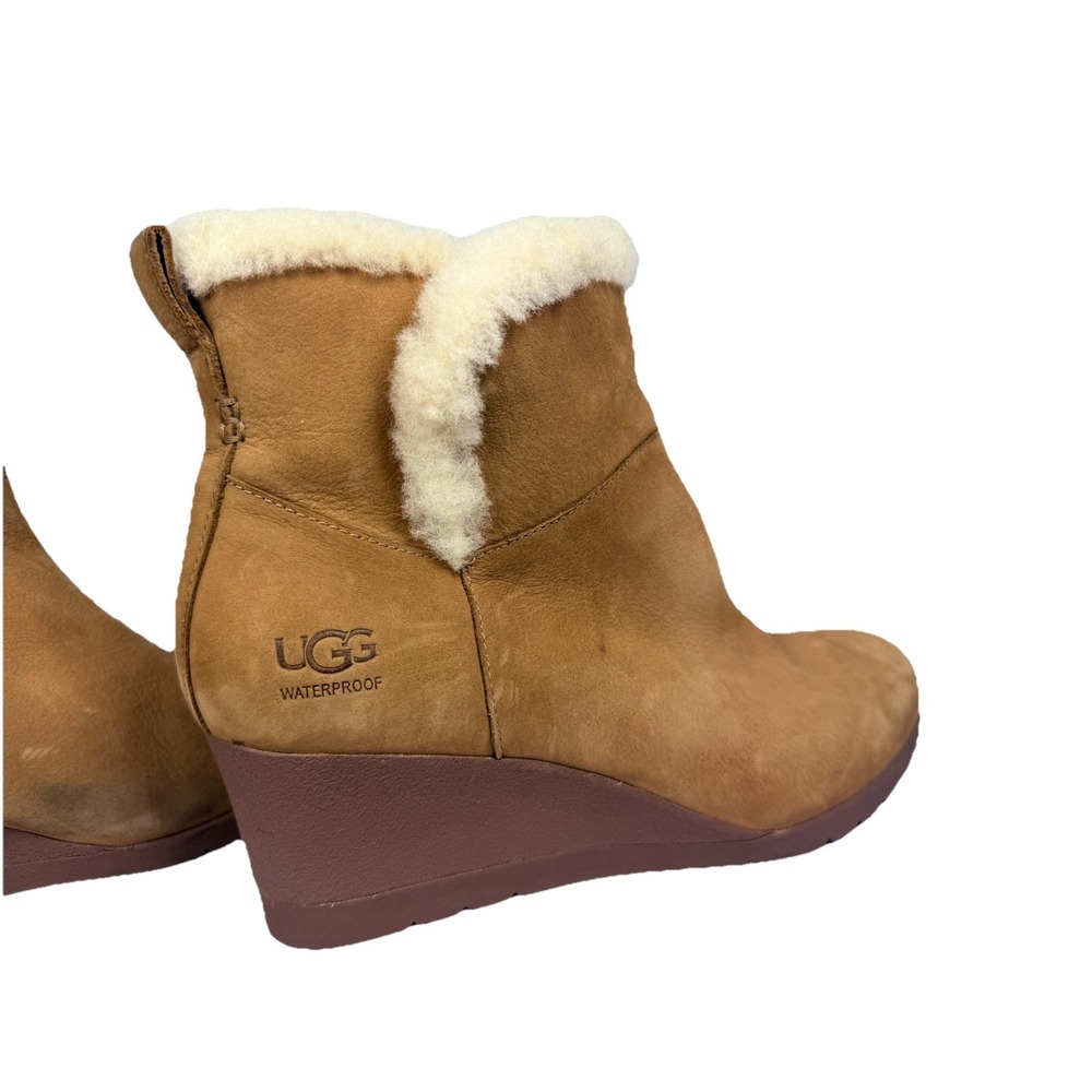 UGG Devorah Wedge Womens 9.5 Waterproof Shearling Ankle‎ Boots Chestnut